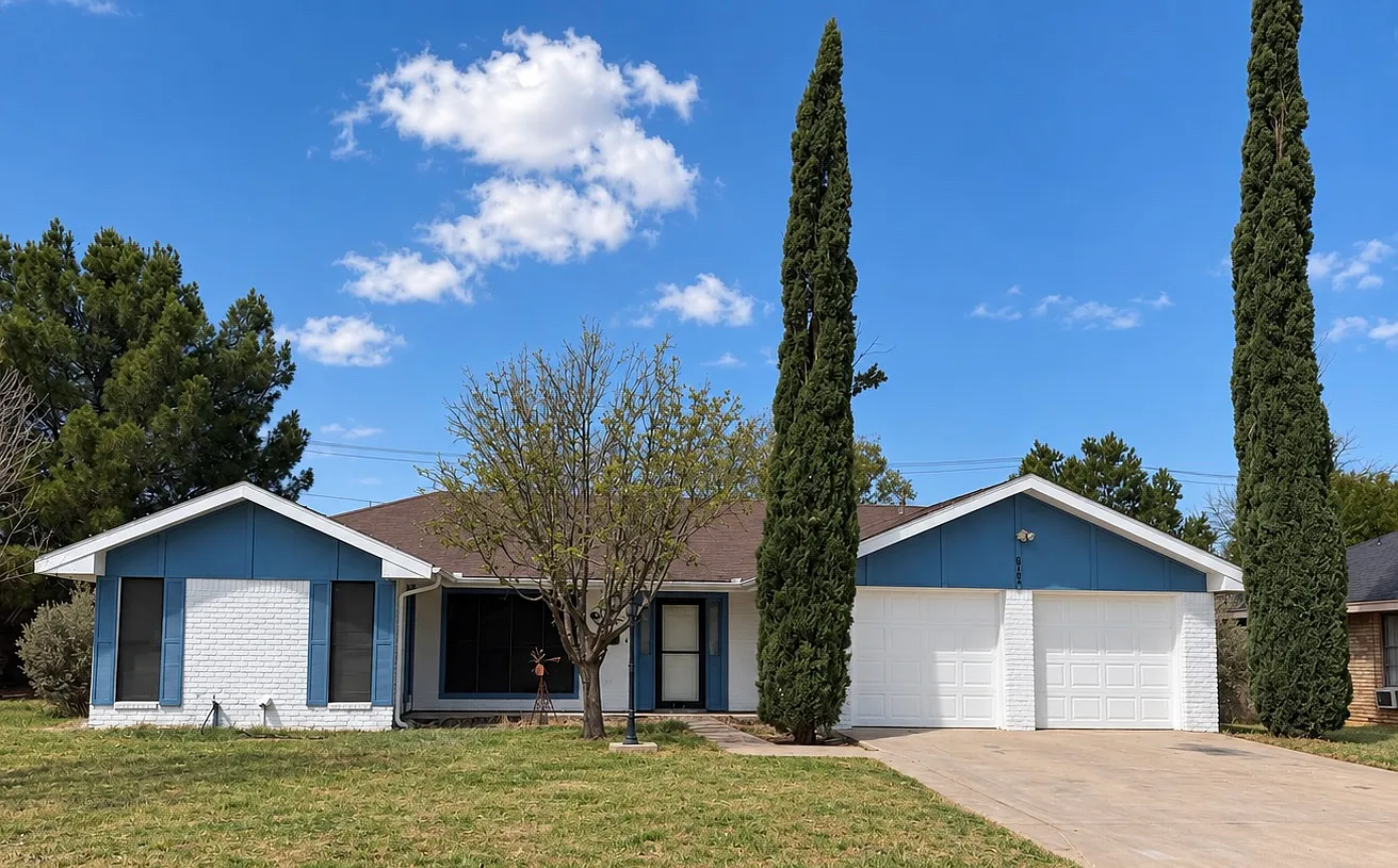 3 bed, 1850 sqft, $2,800 — Photo 1