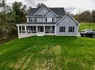 15519 Barnes Rd, New Windsor, MD 21776