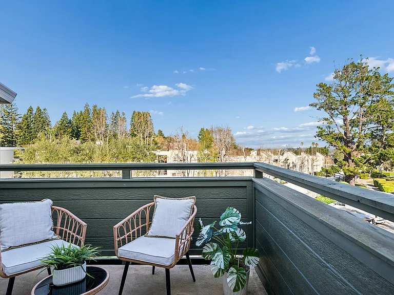 4024 Farm Hill Blvd #8 — Photo 32