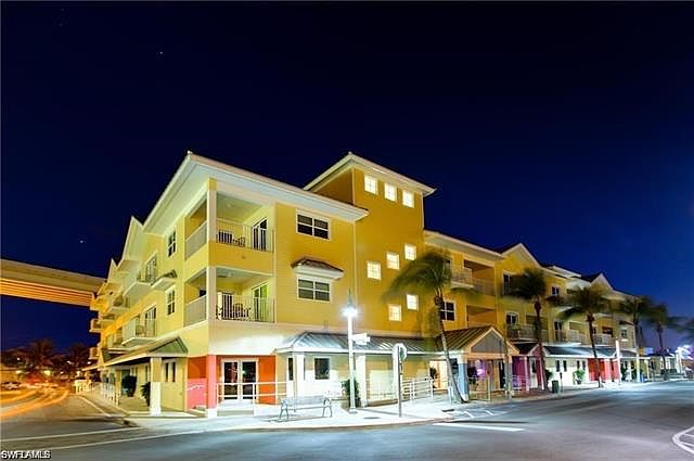 1st image of 450 Old San Carlos Blvd #301