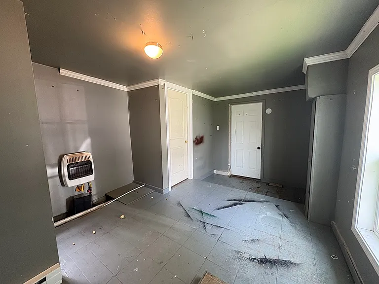 307 W South St — Photo 17