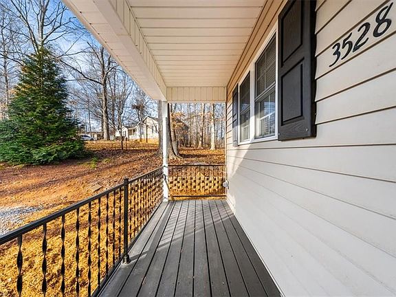 5th image of 3528 Lamplight Dr