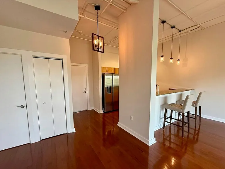 1661 Riverside Ave #415 — Photo 4