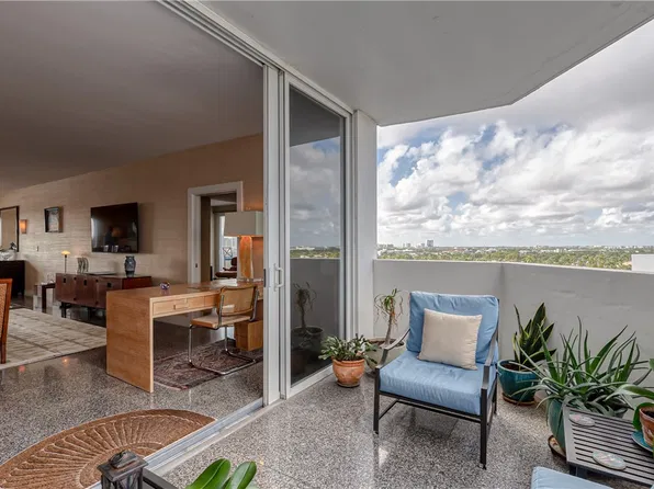 6299 SE Poinciana Ln, Hobe Sound, FL 33455