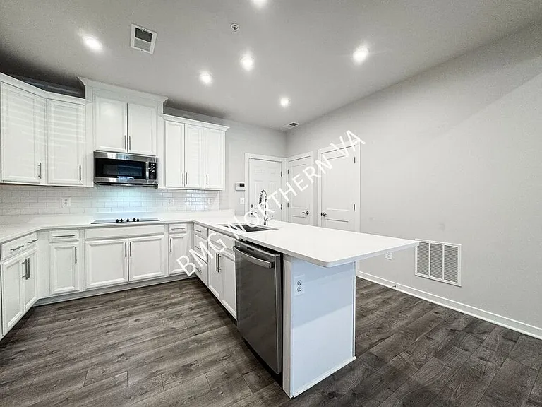 206A Park Central Ter — Photo 6