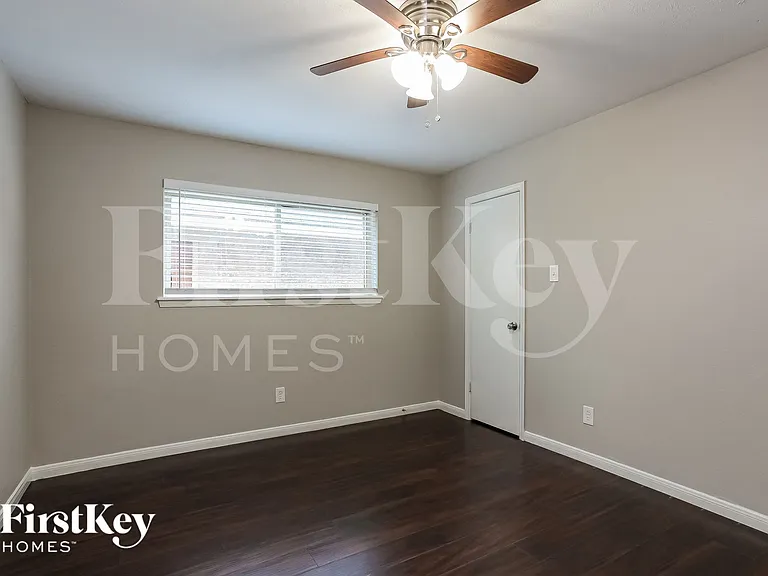 1610 Atlanta St — Photo 11