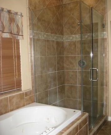 3rd image of 21711 Skyline Cir