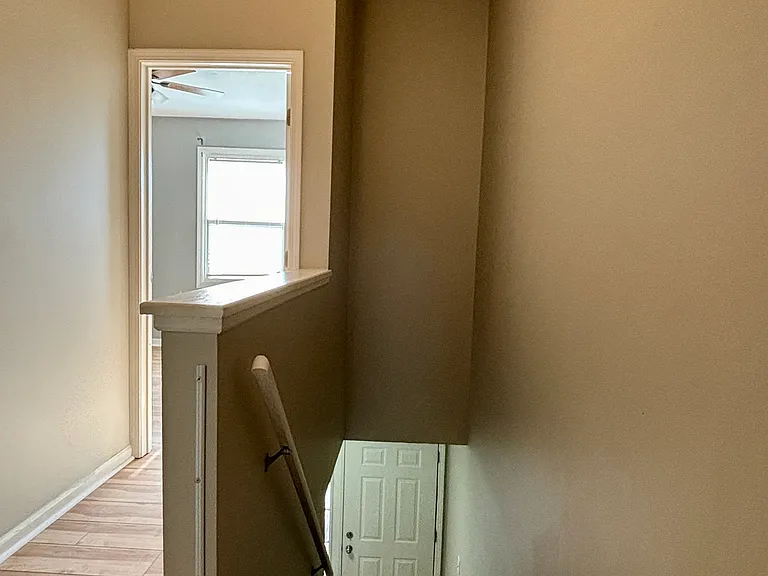 6086 Southbay Dr — Photo 10