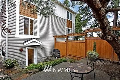 4414 Burke Avenue N #A photo 1
