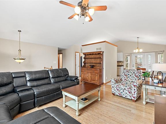 3rd image of 9733 Lee Dr