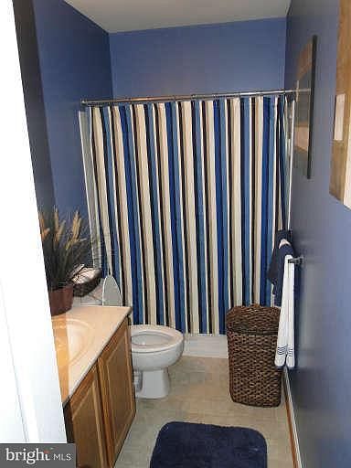 2nd image of 1808 Graymount Way