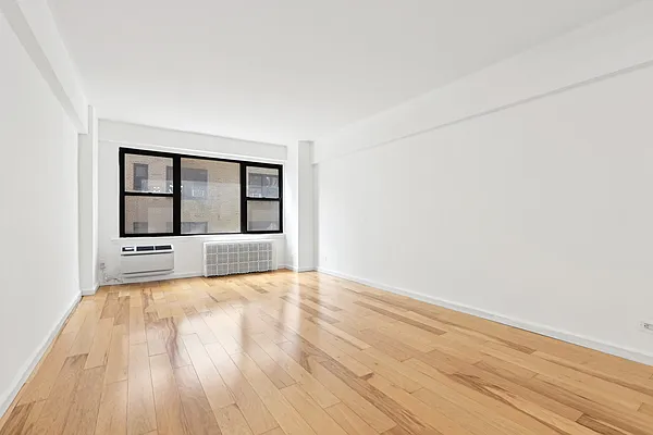 Rented by Oxford Property Group | media 11