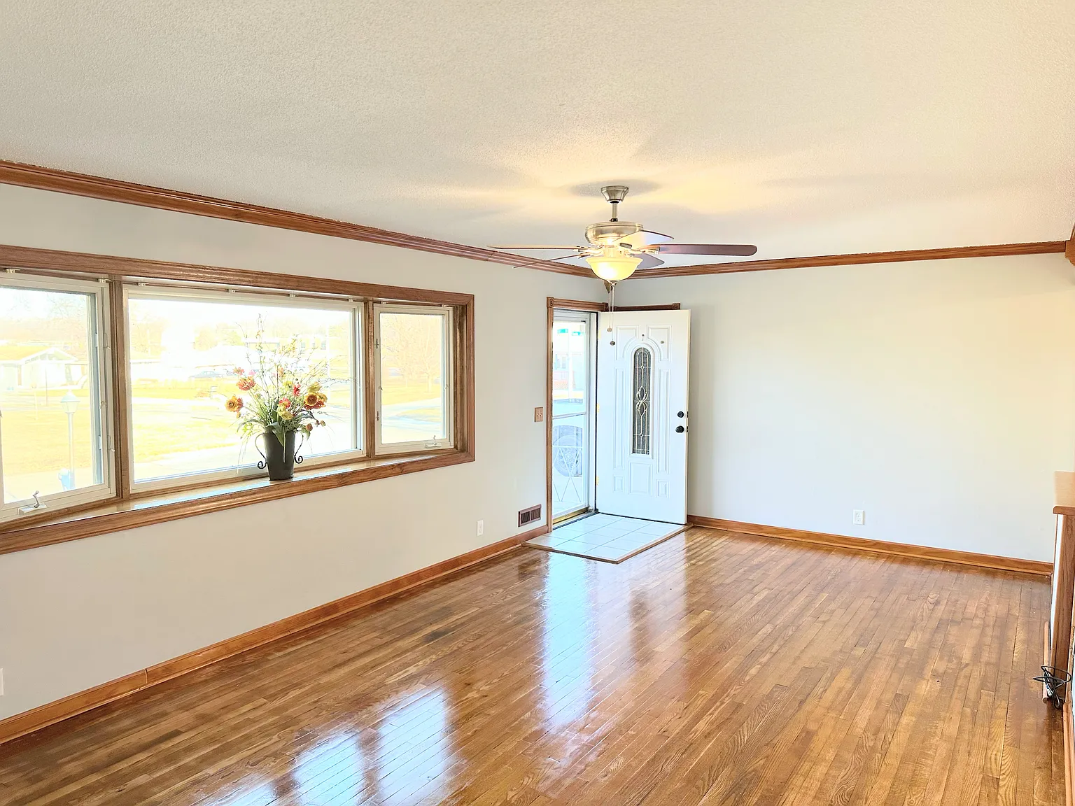 5 bed, 1814 sqft, $1,800 — Photo 4