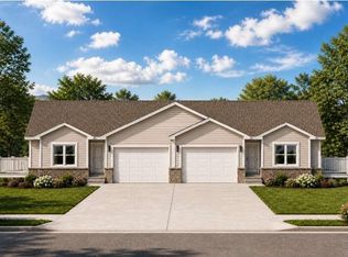 305A East Haven DRIVE, Watertown, WI 53094