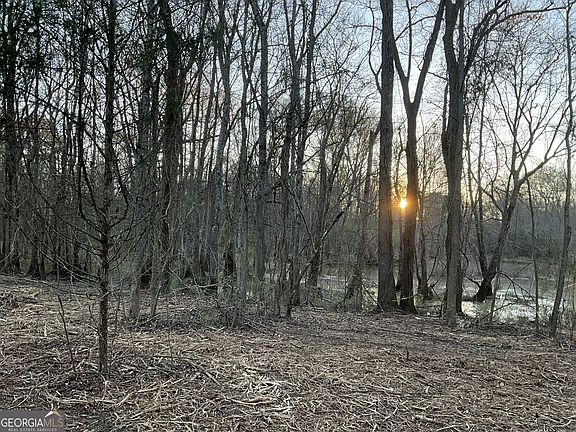 3rd image of 4946 Fayetteville Rd