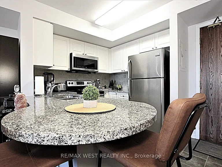 65 Via Rosedale #203 — Photo 10