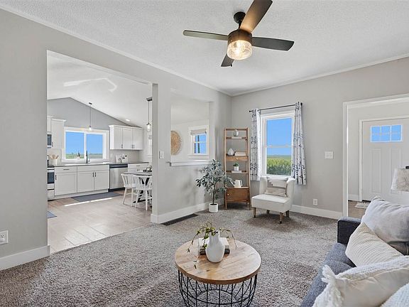 5th image of 3051 333rd St