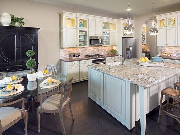 Kingwood - Chapman Interior Image 3