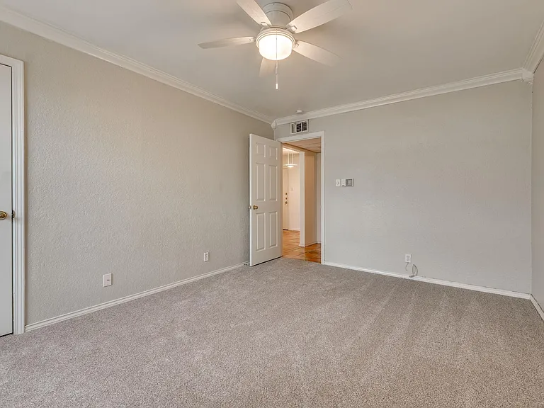 910 Duncan Ln #50 — Photo 17