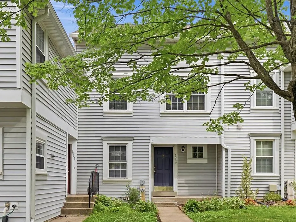 8545 Harvest View Ct
