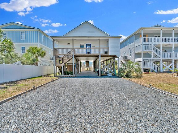 4th image of 108 W Dolphin Drive