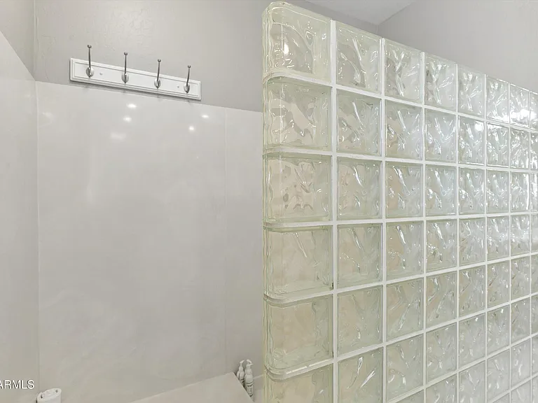 8611 W Foothill Dr — Photo 36