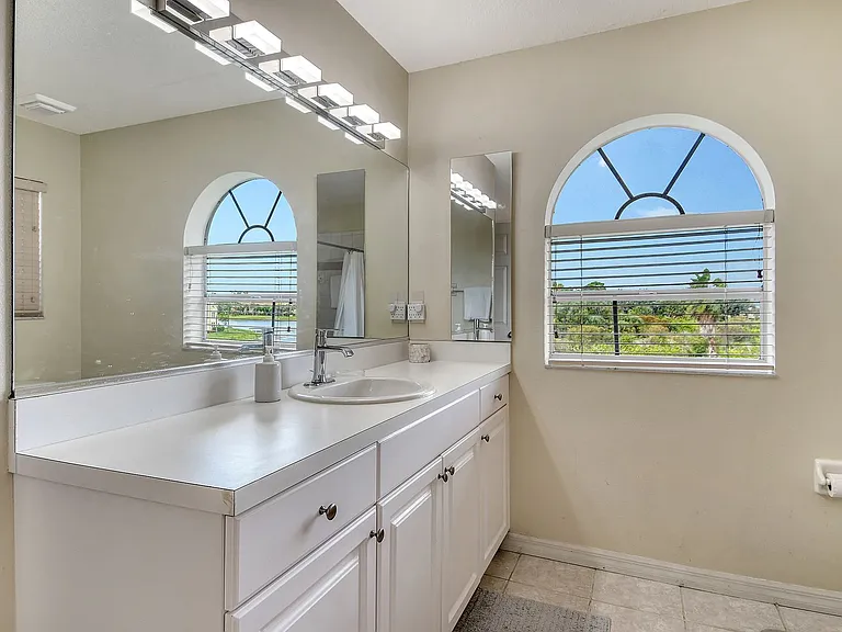 8370 Wingate Dr #724 — Photo 89