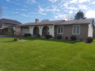 15 Bru Mar Dr, Rochester, NY 14606