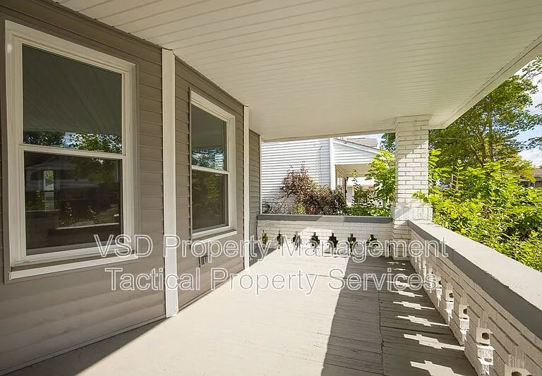 3692 E 147th St #DOWN — Photo 8