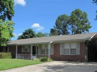 205 Ivelyn Dr, Warner Robins, GA 31088