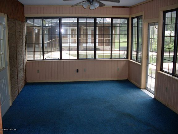 3rd image of 1538 153rd Street NE
