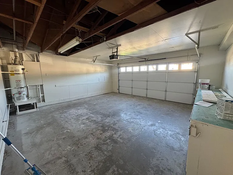 1058 Benjamin Pl — Photo 15