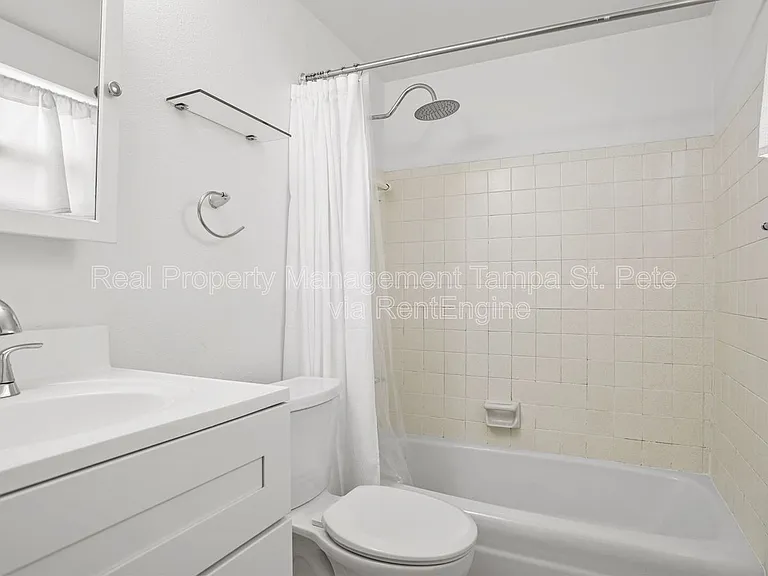 611 Lyndhurst St — Photo 18