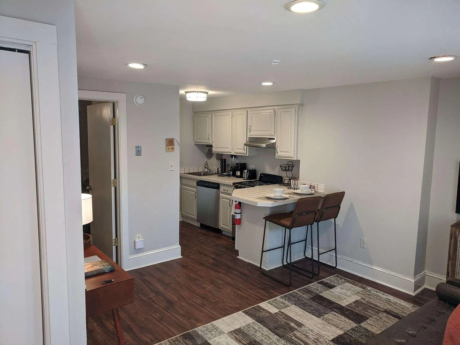 181 Eagle St — Photo 4