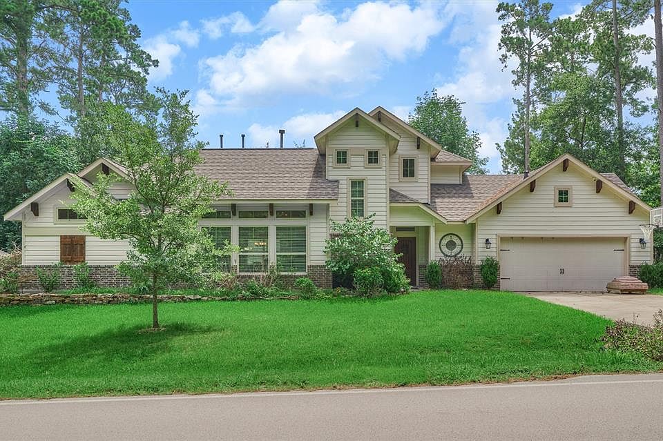 Welcome Home to 13384 Teel Road.