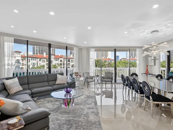 2000 Island Blvd APT 401, Aventura, FL 33160