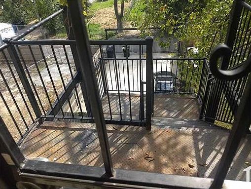 2nd image of 3333 W Fulton Blvd Unit 3