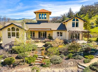 988 Dead Indian Memorial Rd, Ashland, OR 97520