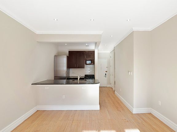 4th image of 336 E 81st St APT 5D