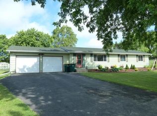 N1631 W Ra Le Dr, Fort Atkinson, WI 53538