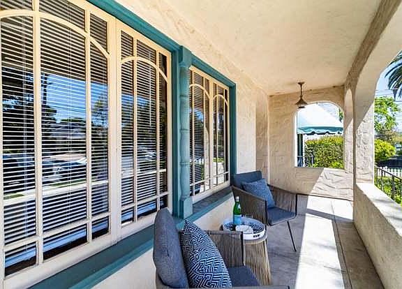 4th image of 548 Vera Ave #0