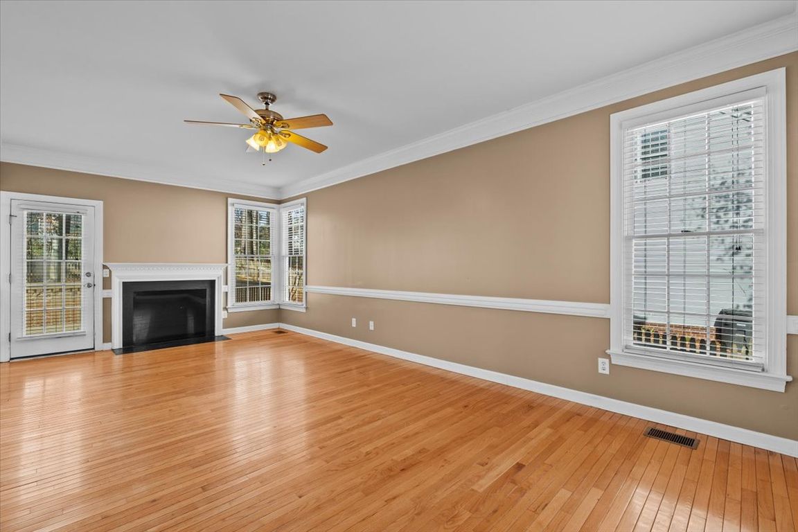 next background image