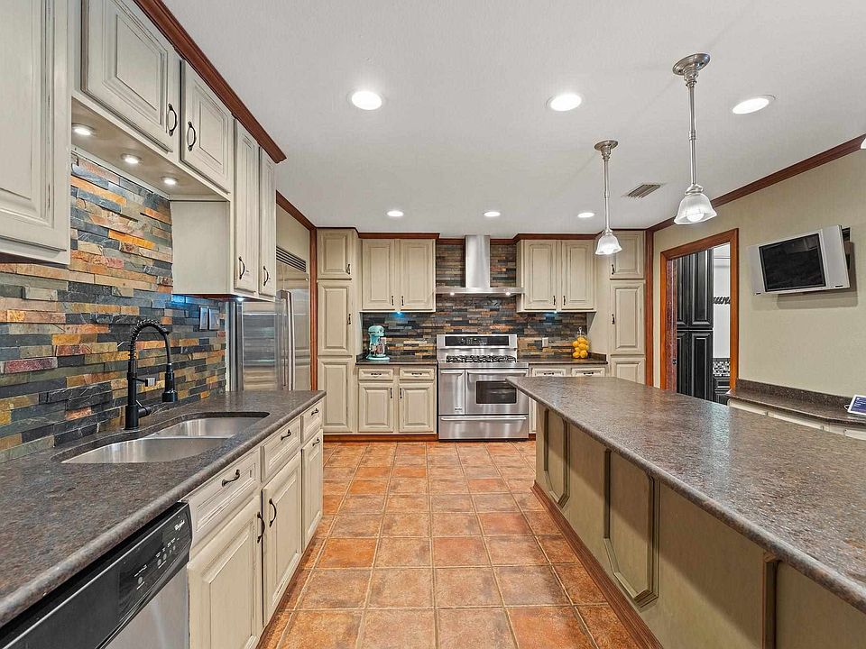 4527 Whisper Way, Pensacola, FL 32504 Zillow