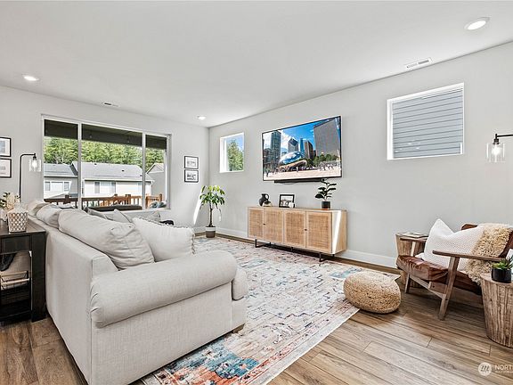 Main floor offer Luxury Vinyl Plank Flooring.>