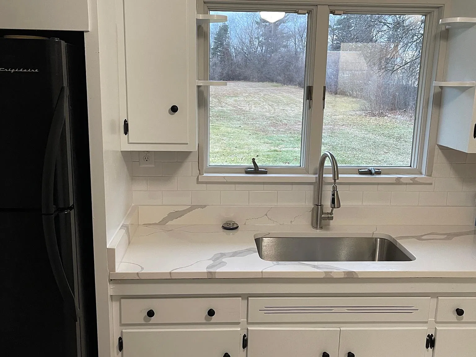 951 E Square Lake Rd — Photo 4