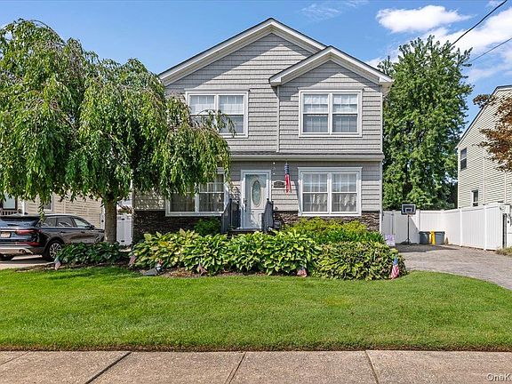 2nd image of 23 Cambridge Avenue