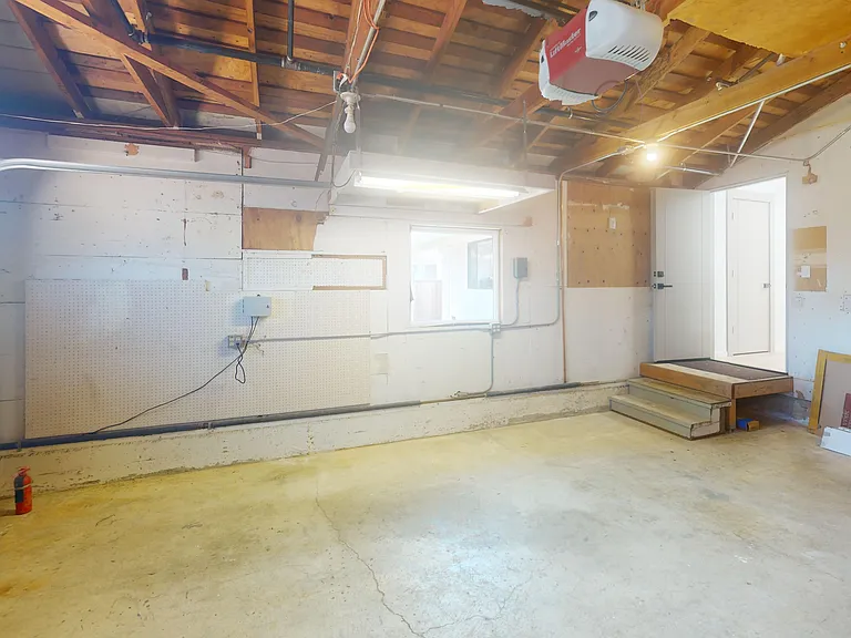 1257 Sleepy Hollow Ln — Photo 29