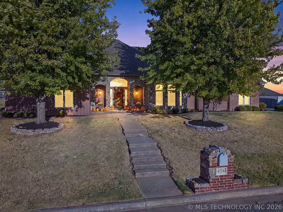 1st image of 4116 Stone Creek Dr