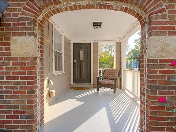 3rd image of 6505 Charlotte St