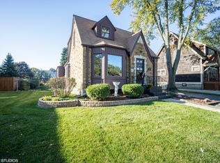827 Rose Ave, Des Plaines, IL